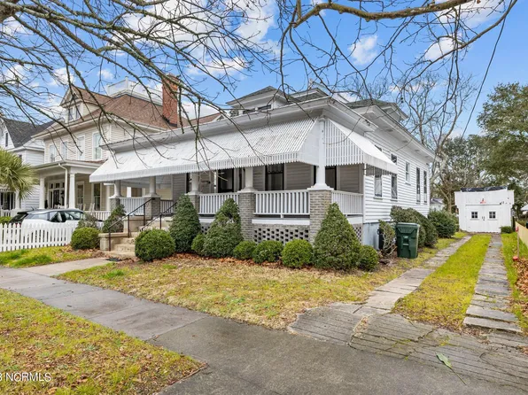 110 Pollock Street, Beaufort, NC 28516