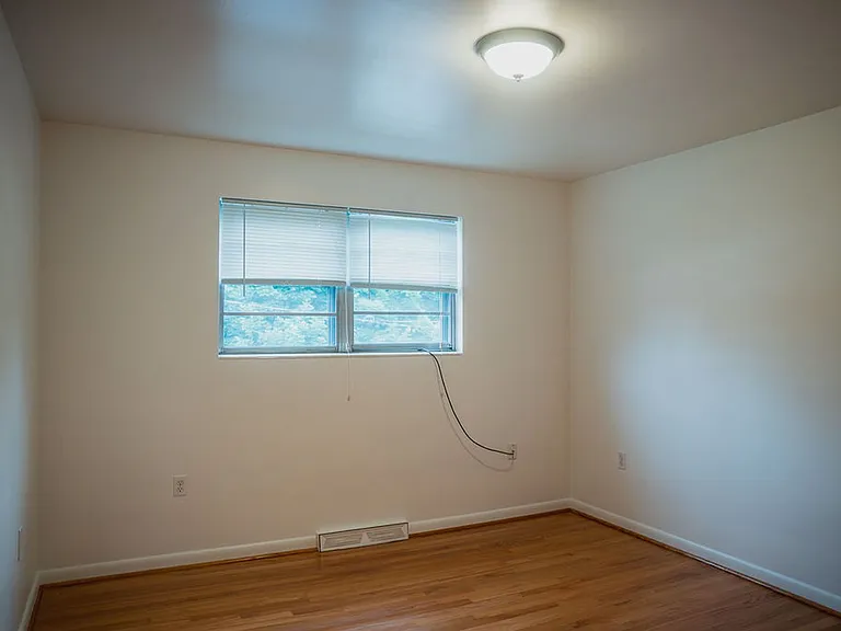 814 N. St. Lucas St. — Photo 9