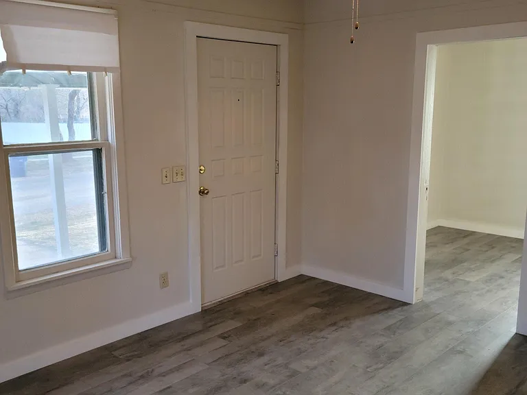538 E C Ave — Photo 7