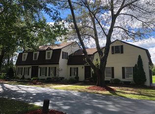 12268 Jennings Rd, Linden, MI 48451