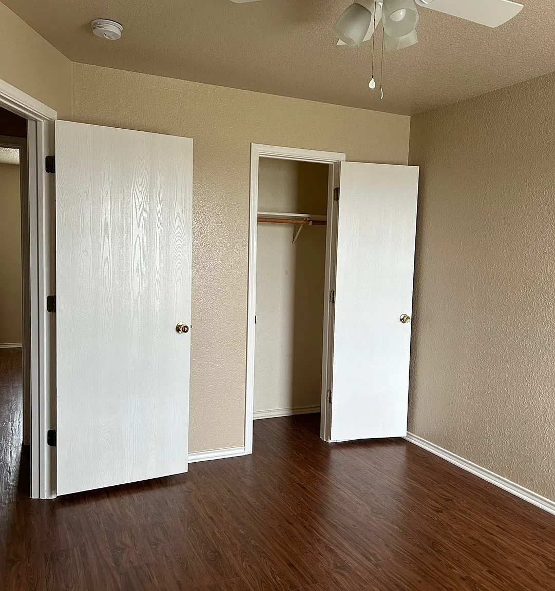 3 bed, 1150 sqft, $1,000 — Photo 4