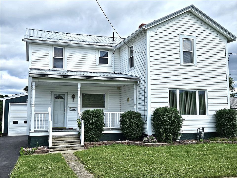 1st image of 355 E Elm St