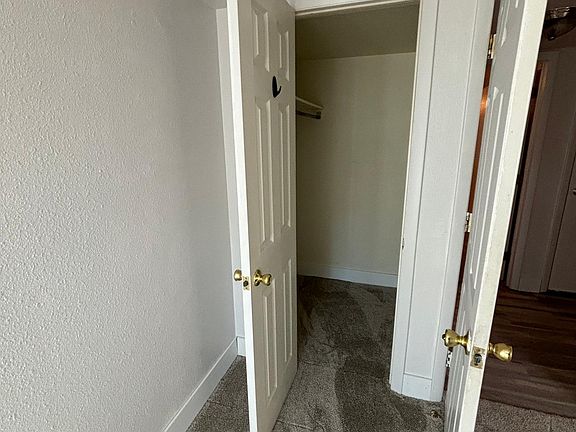 3rd bedroom closet