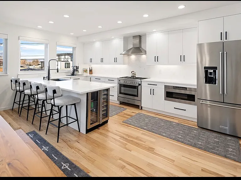 2543 S Sherman St — Photo 6