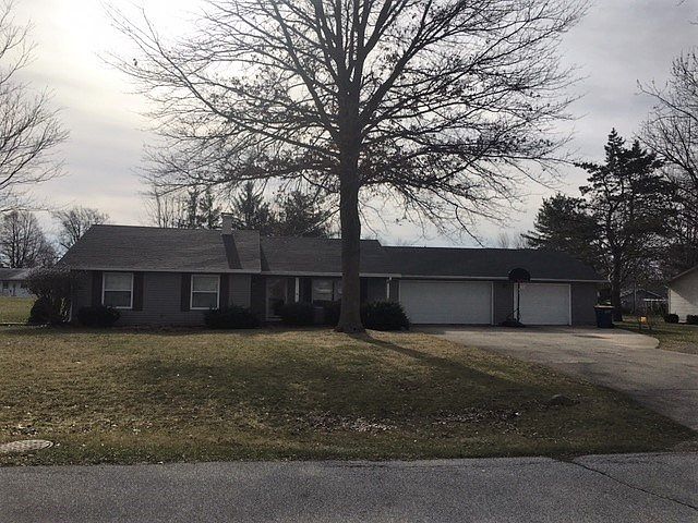 1st image of 319 Maplewood Dr