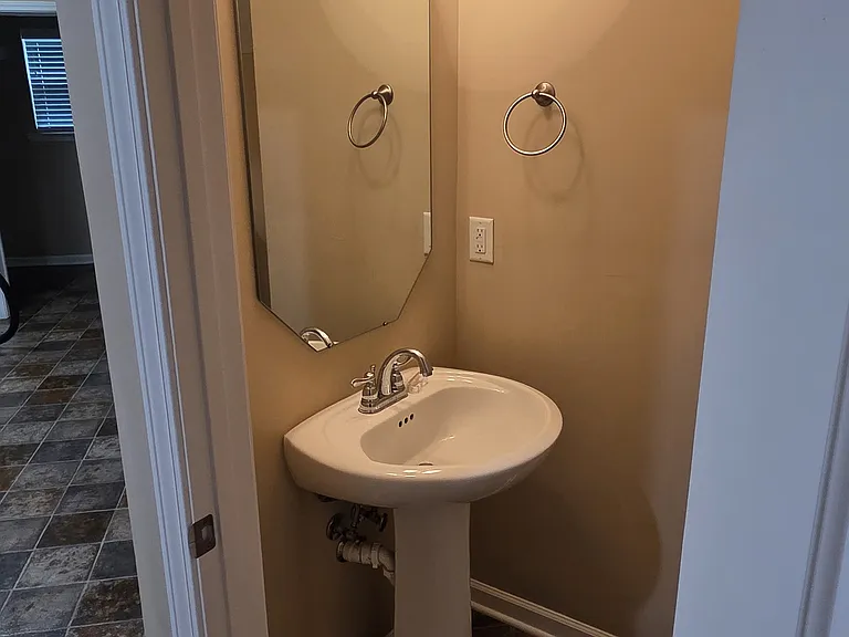 7417 Golden Apple Dr — Photo 7