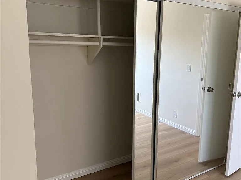 1626 N Kingsley Dr #6 — Photo 11