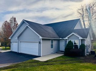 Richmond Hill, Putnam, CT 06260