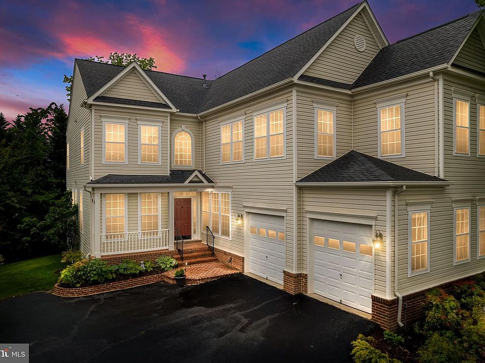 1st image of 21860 NE Westdale Ct