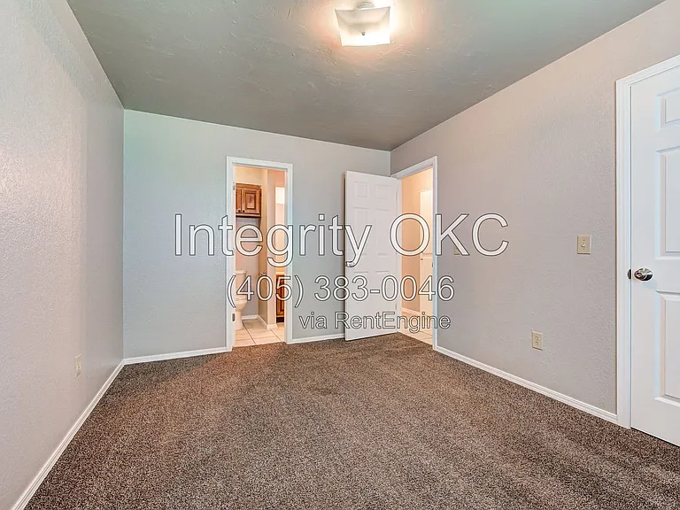 7200 NW 115th St — Photo 21
