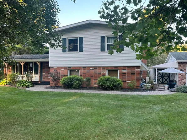 164 N Dorsett Dr, Connersville, IN 47331