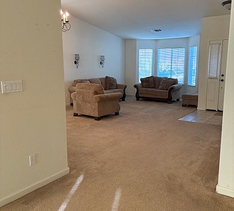 2nd image of 683 Alder Ln