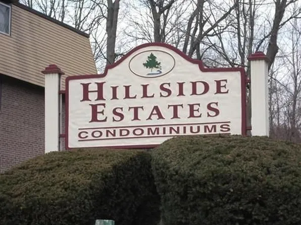 13 Silvestri Cir Unit 6, Derry, NH 03038