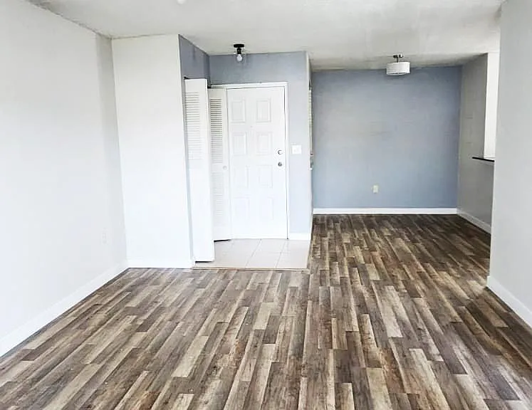 2810 N Oakland Forest Dr #207 — Photo 10