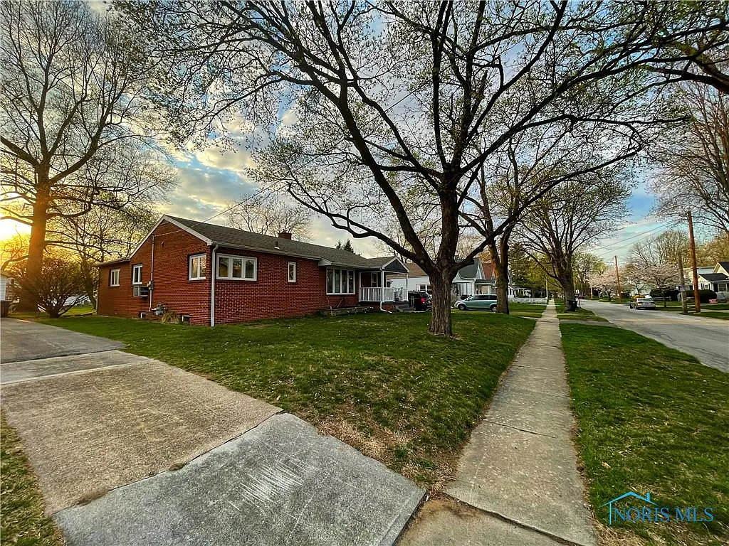 432 Buttonwood Ave photo 1