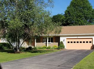 12 Pinewood Ln, Andover, NH 03216