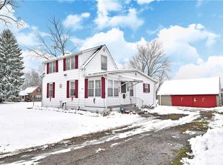 3216 E South Range Rd, New Springfield, OH 44443