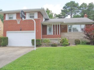 5452 Green Acres Ct, Cincinnati, OH 45248