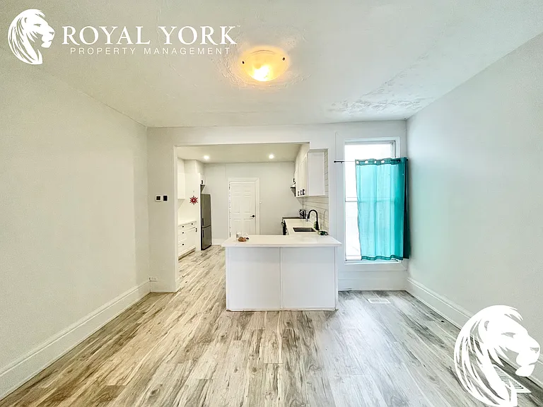 35 Concession St — Photo 6