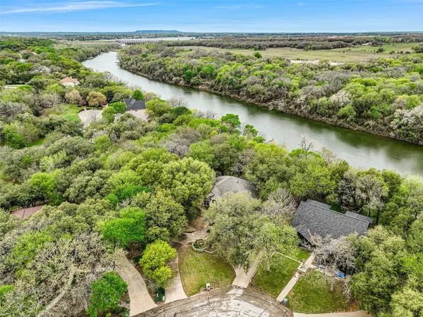 8612 Ashland Ct, Granbury, TX 76049