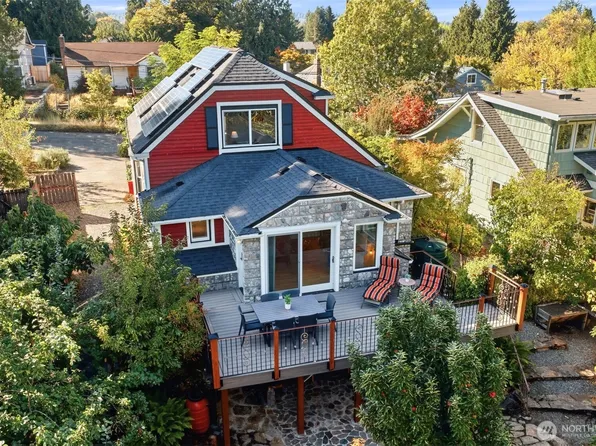 4616 49th Avenue S, Seattle, WA 98118