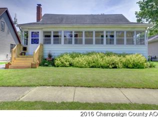 817 W Maple St, Champaign, IL 61820