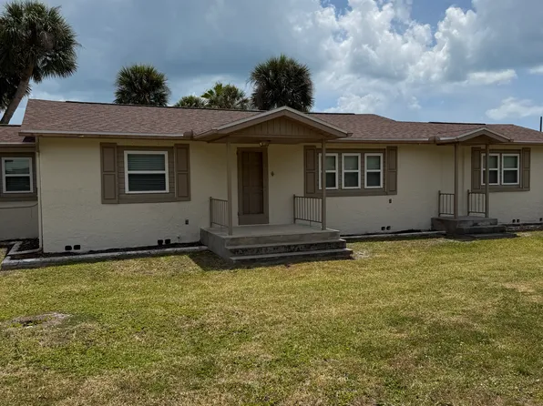 715 W Wentworth St, Englewood, FL 34223