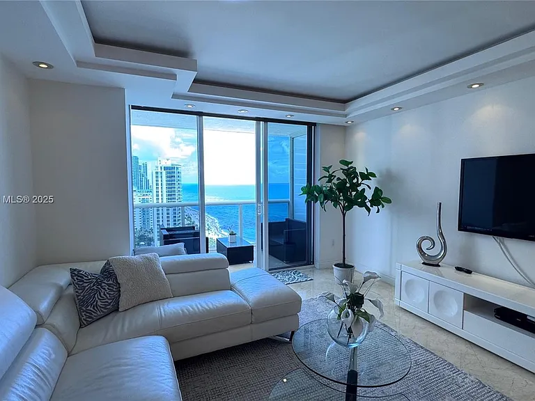 1830 S Ocean Dr #2026-2211 — Photo 13