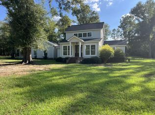 517 Winchester Dr, Douglas, GA 31535