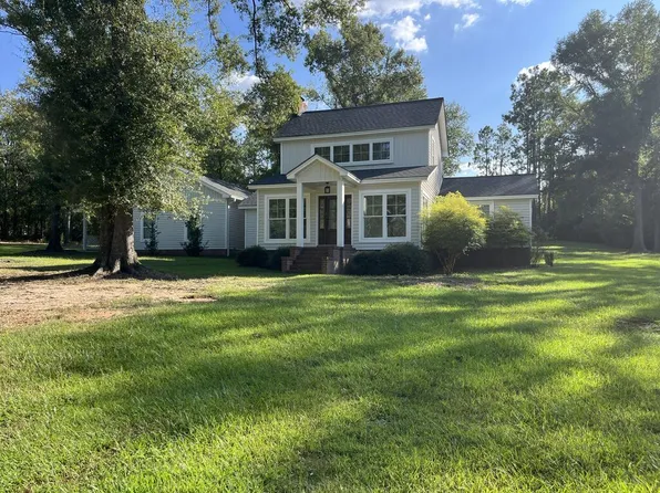517 Winchester Dr, Douglas, GA 31535