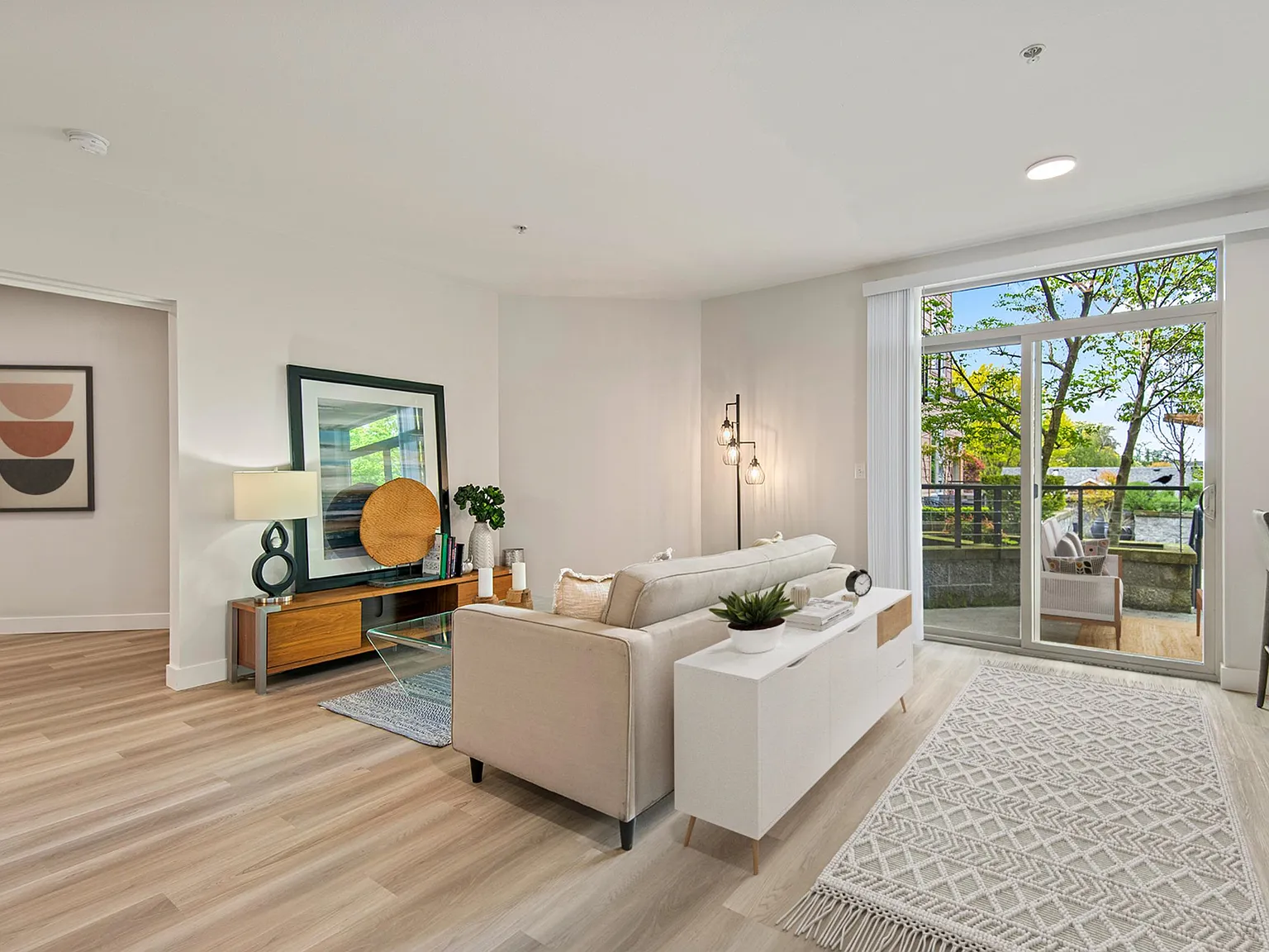 Queen Anne Collection — Photo 3