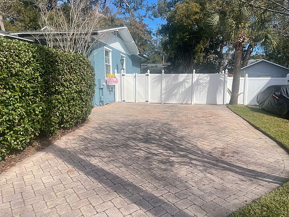 Paver driveway with room for side-by-side parking (unusually large driveway for San Marco homes).