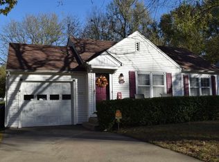 824 SW High Ave, Topeka, KS 66606