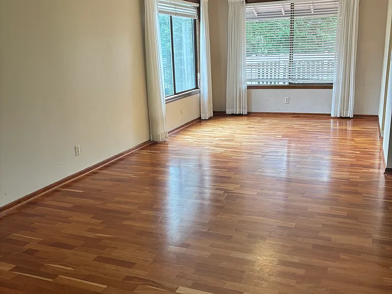 3144 NW Kent St — Photo 17