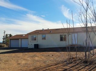 10505 S Cholla Dr, Mayer, AZ 86333