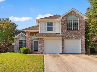 926 Silverstone Dr, Lewisville, TX 75067