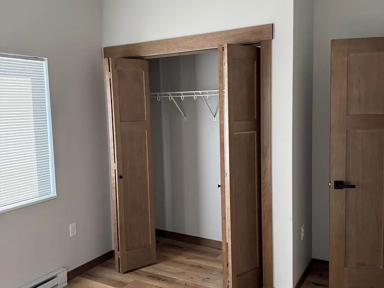 600 W Hickory St #10 — Photo 7