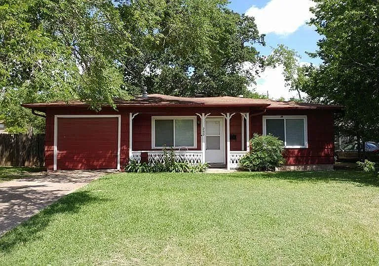 Front of this charming 1952 built homes. Street Appeal