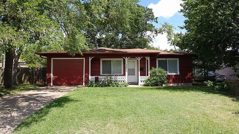 Front of this charming 1952 built homes. Street Appeal