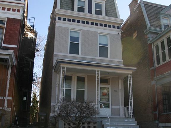 2nd image of 3232 Bishop St
