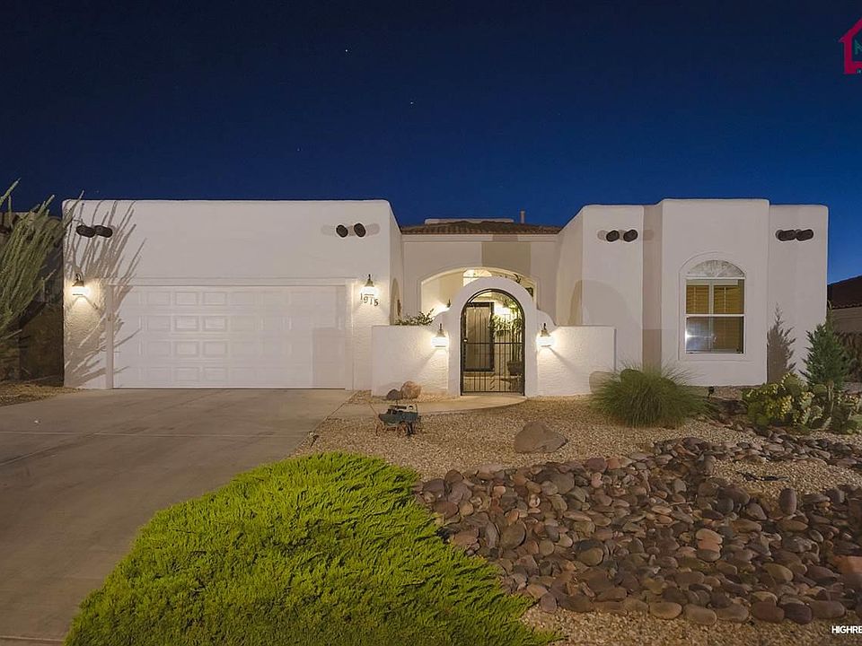 1st image of 1915 Palm Canyon Dr