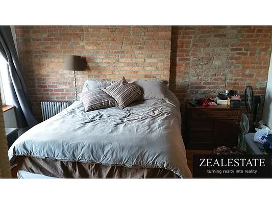 Rented by ZealEstate Group Inc | media 18