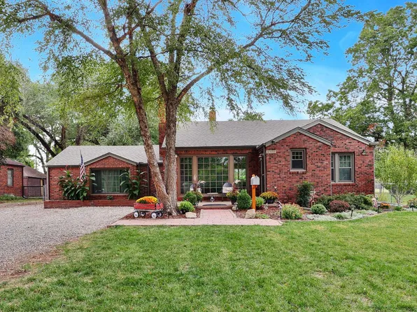 4505 E Meadow Ln, Wichita, KS 67218