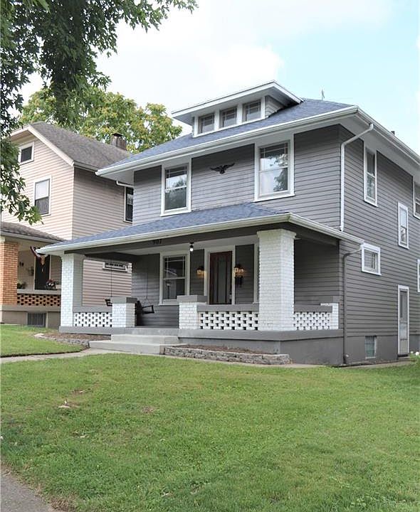 1st image of 907 Bowen St
