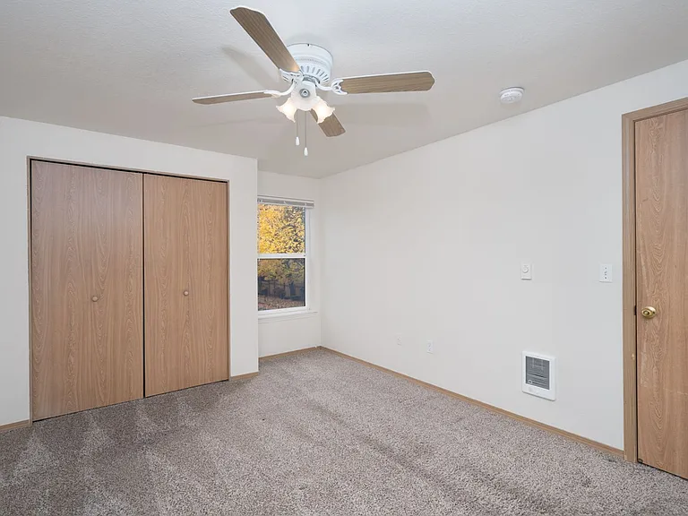 1519 SE Roberts Dr — Photo 26