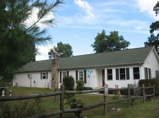 1133 Running Deer Rdg, Goodview, VA 24095