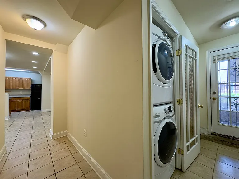 Apartments in Reservoir Hill, Baltimore, MD! — Photo 24