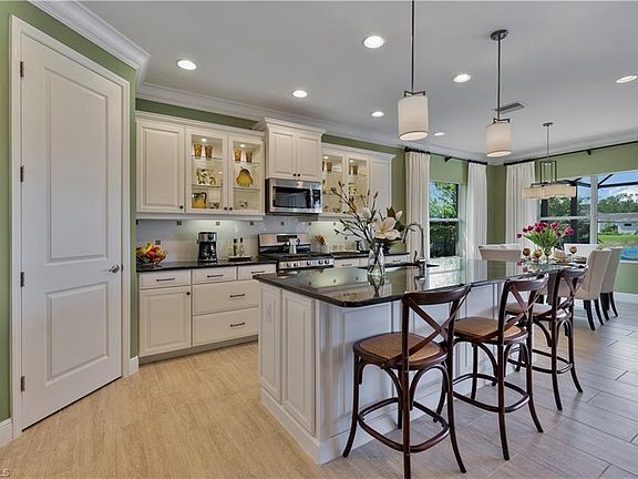 4th image of 11573 Grey Egret Cir