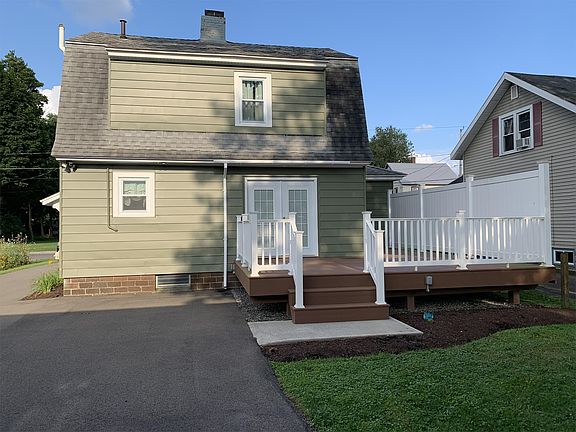 3rd image of 24 Parker Ave