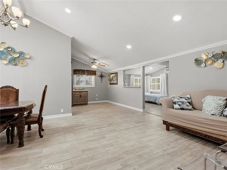 11642 Daniel Ave — Photo 18
